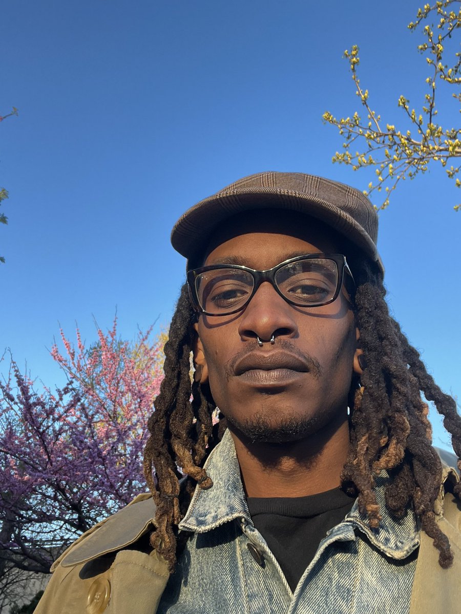 Big €uro tweet media