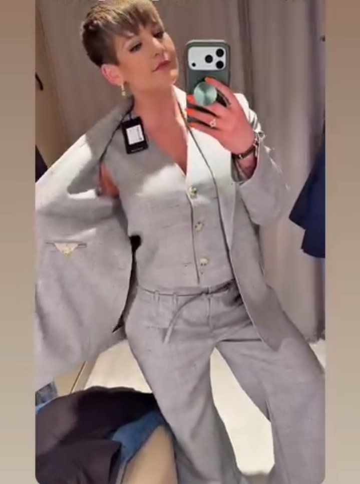 HannahBrooks tweet media