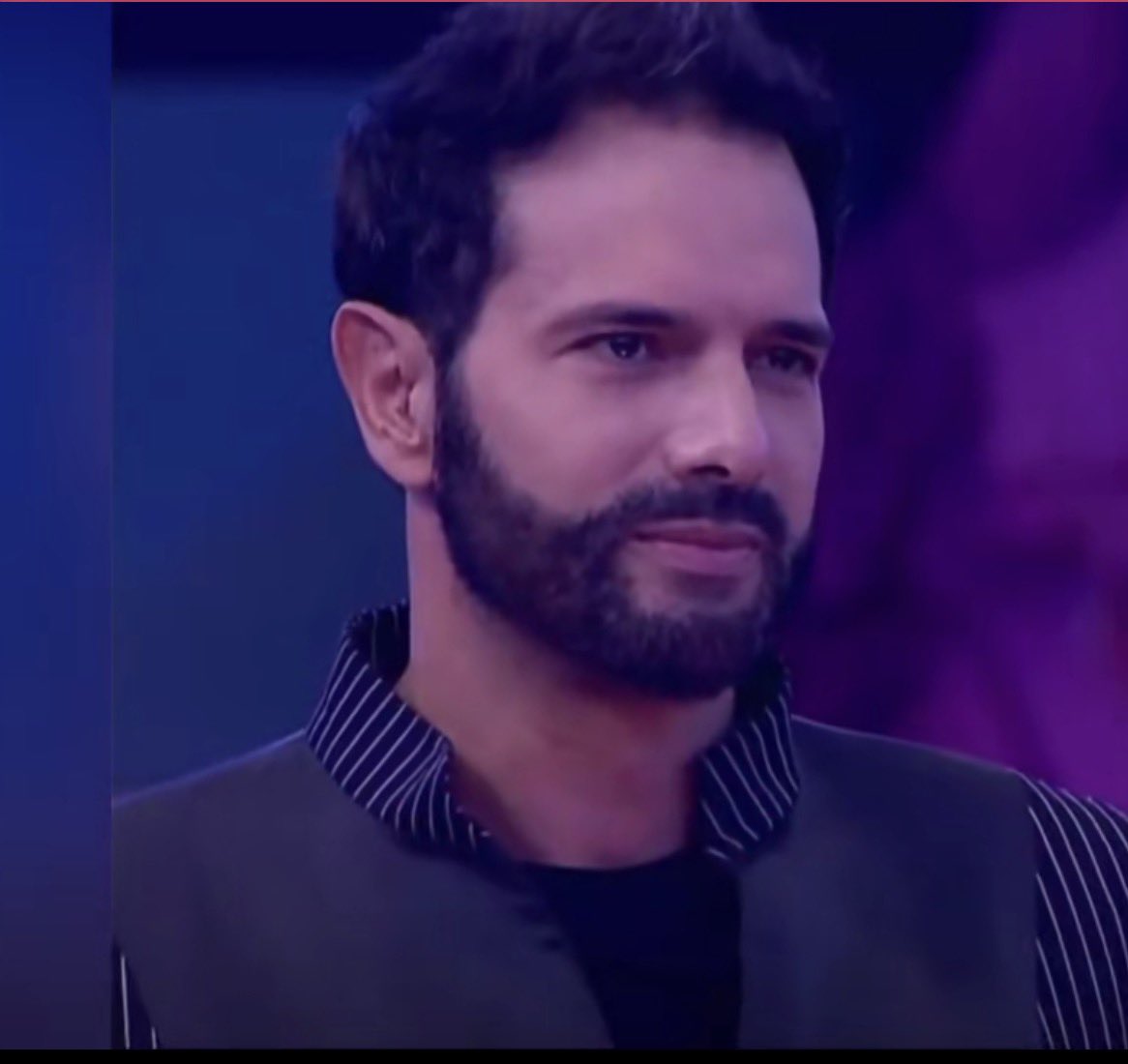 DIOS MÍO QUE BELLO ESTE HOMBRE 
🔥🔥🔥

 #LaCasaDeLosFamososCol3