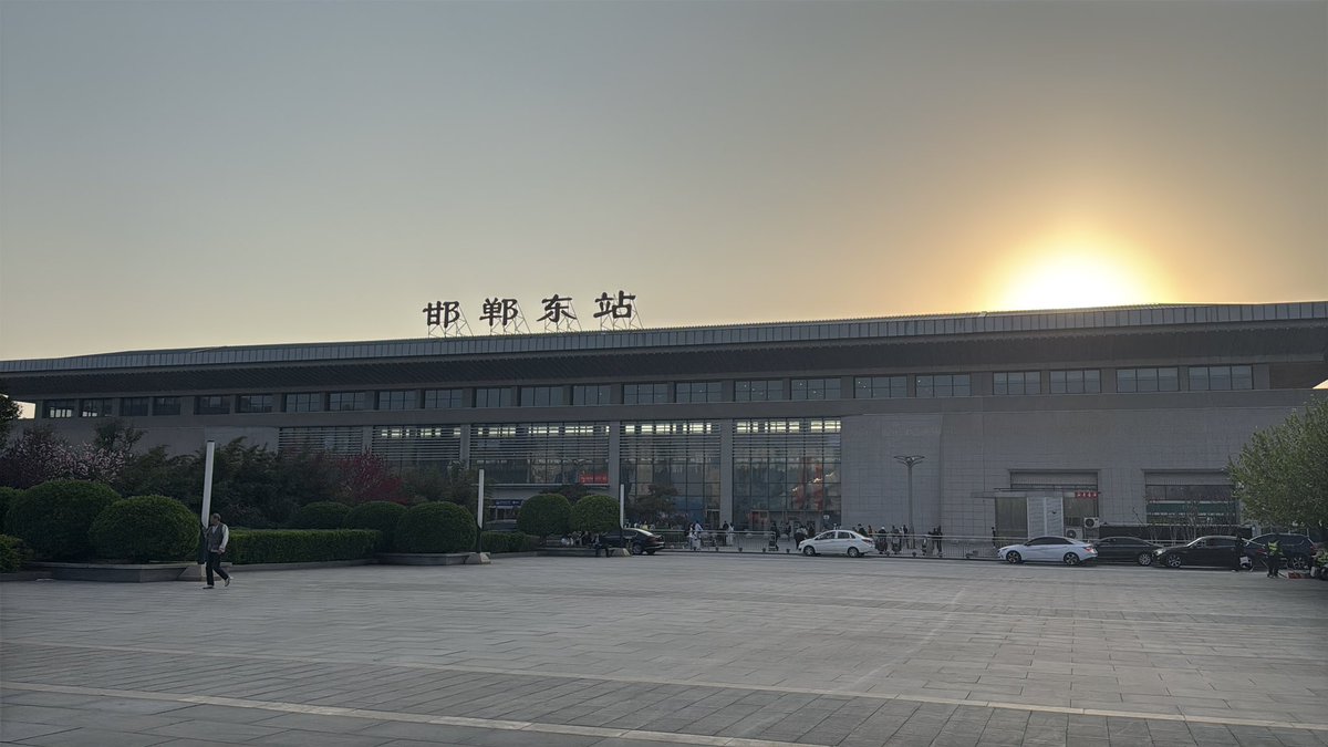 不林不林 tweet media