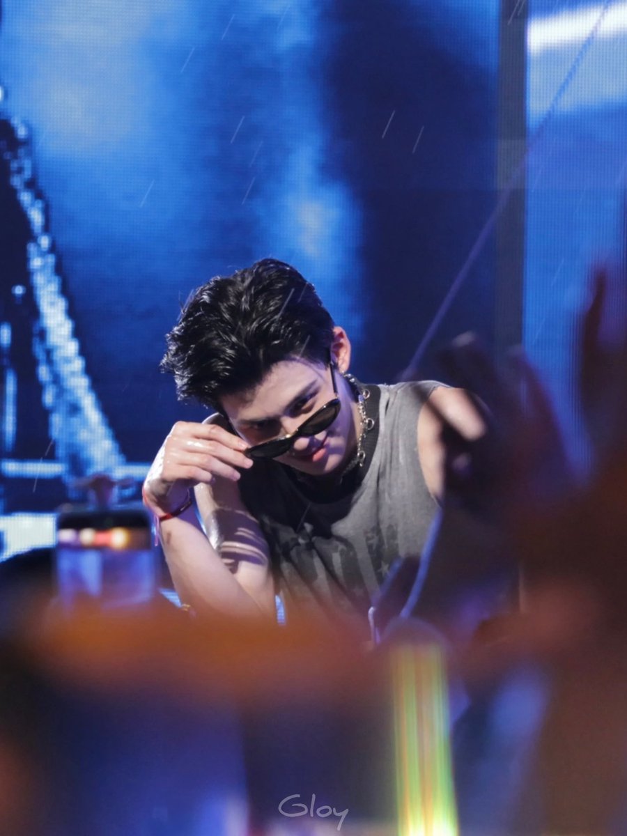 จังหวะนี้ ใครไหวไปก่อนเลย ทางนี้ใจเหลวยิ่งกว่าน้ำสงกรานต์ 😎🫠

KPW SONGKRAN X JASPER 

#SuperFluid2026xJASPER
#JASPER #ppnaravit