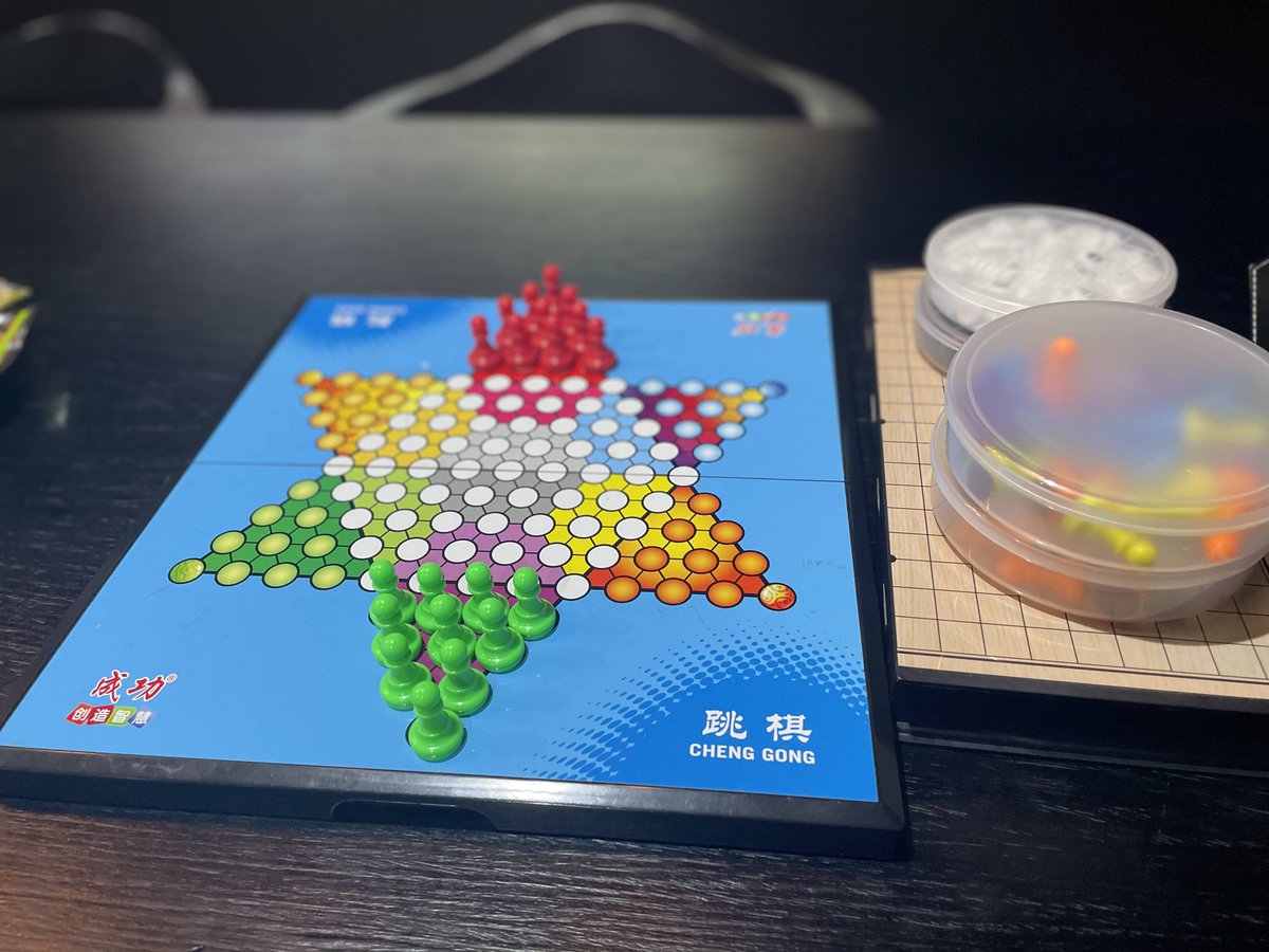 rebecca foram tweet media