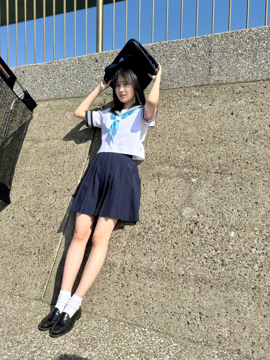 チートン tweet media