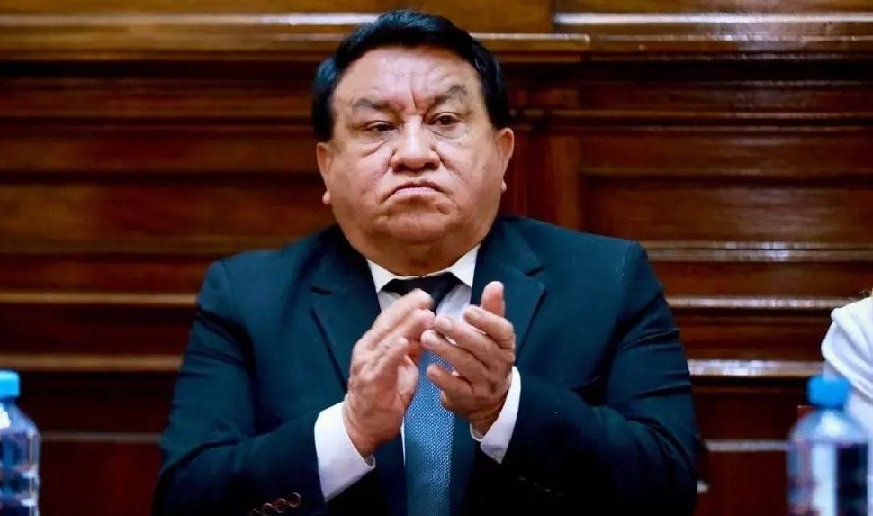 Un Chasqui del Bicentenario tweet media