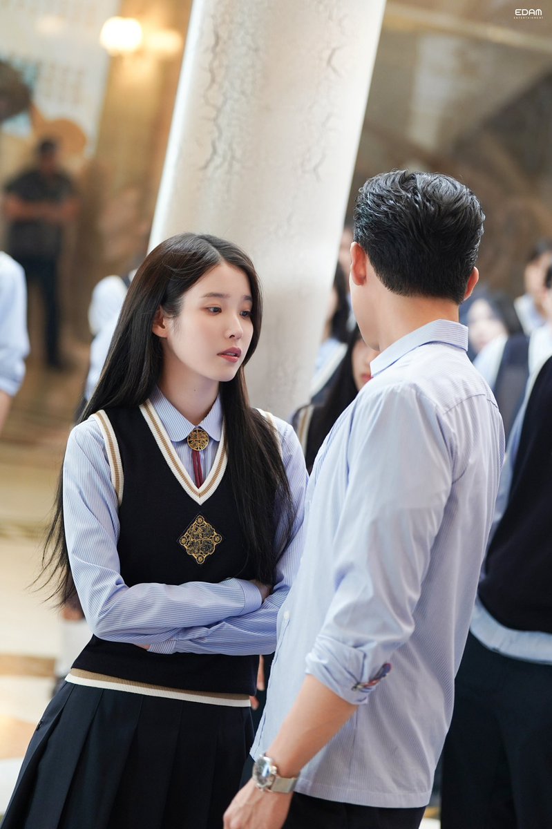 왕립학교 교복 희주는 진심 레전드다..

#아이유 #IU #21세기대군부인 #PerfectCrown