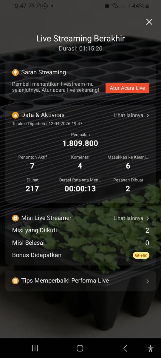 skybenar tweet media