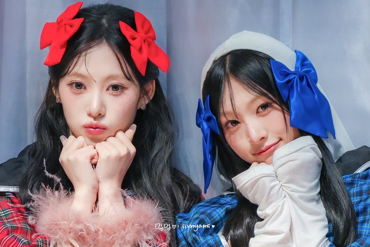 livnyami's tweet photo. 260412 위드뮤

나의 밍뿌즈가 너무 귀여움  🤣😇❤️💙🃏

#리센느 #RESCENE 
#리브 #LIV #미나미 #MINAMI https://t.co/MeyKHnX4jG