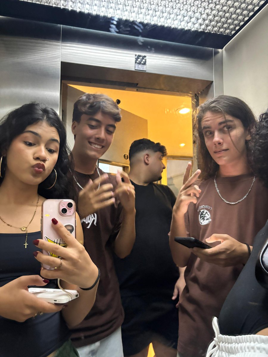 rita,ritinha,ritona futura cientista na ufmg tweet media