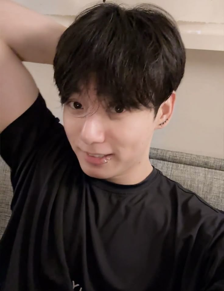 jups yoongi omega tweet media