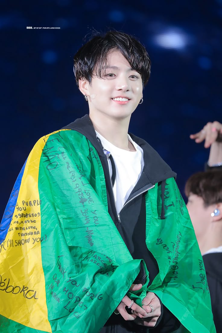 luv៹ 🪭 VAI VER O BTS! tweet media