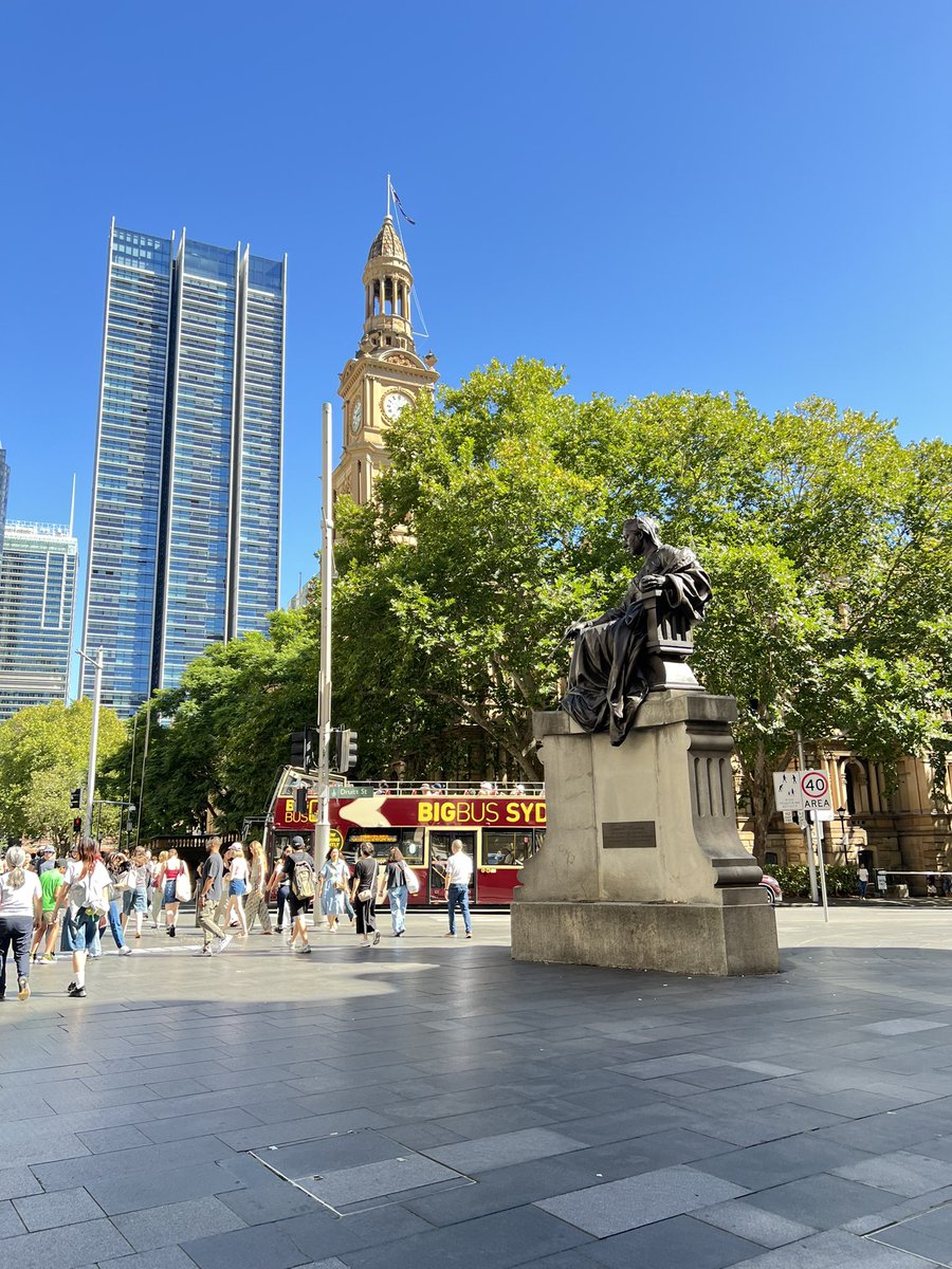 Sydney CBD 😍💜.