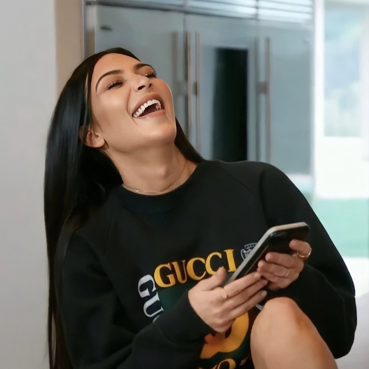 miiagarro's tweet photo. me when i see my replacement https://t.co/eDk9GZTODs