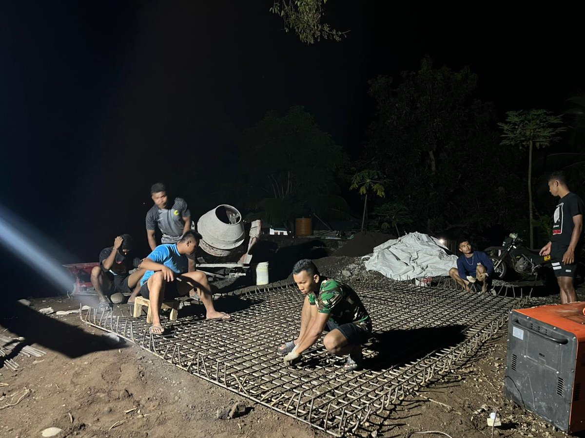 Kodam9Udayana's tweet image. Progres Jembatan Gantung Garuda di Nagekeo Capai 10 Persen, Kodim 1625/Ngada Terus Percepat Pembangunan

#JembatanGaruda #Kodim1625Ngada #PembangunanDesa #NTTMaju #KonektivitasWilayah