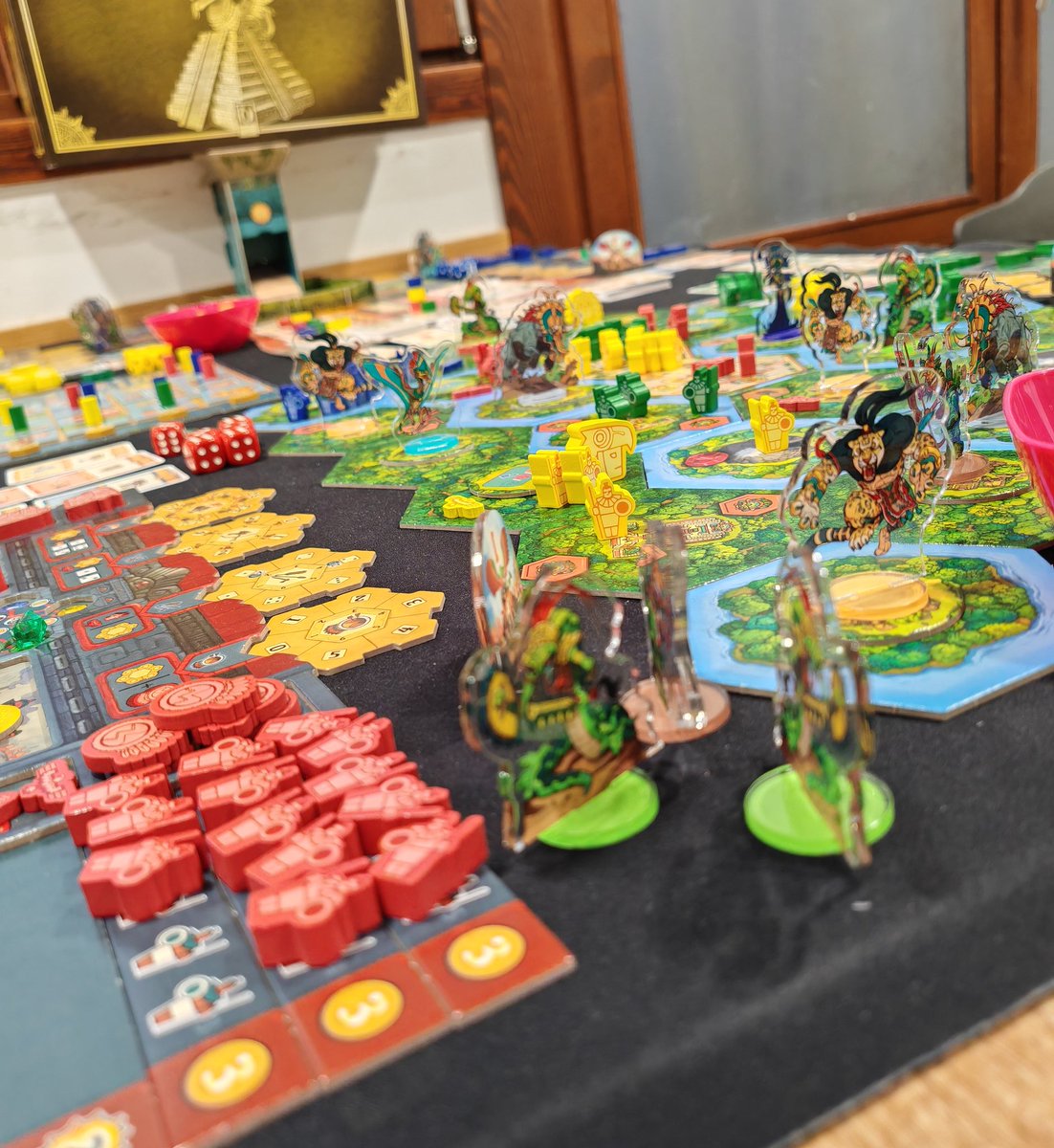 ertt33's tweet image. Pues he podido probar el #ChichénItzá de #stephanfeld gracias a @vazkez_javi y que decir.
Menuda maravilla de juego. El señor Feld se ha sacado todo con esto. Producción,puesta en mesa, mecánicas...lo tiene todo😍😍😍