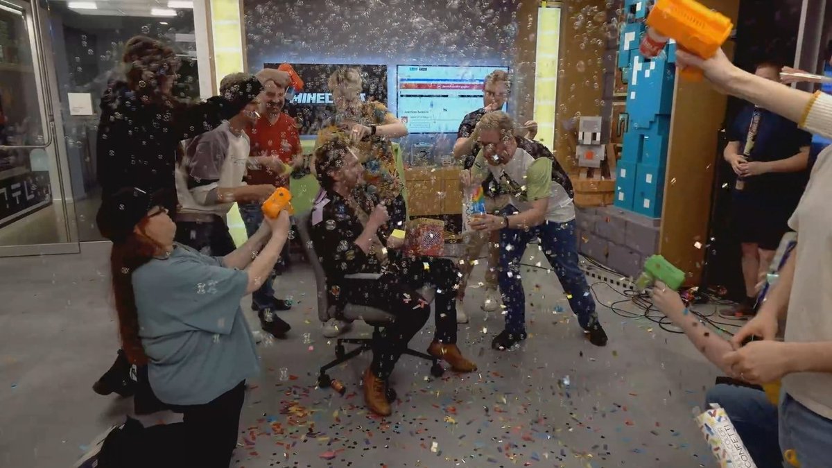 Alex 🚦 chuffedtwobits 🎗️👑 tweet media