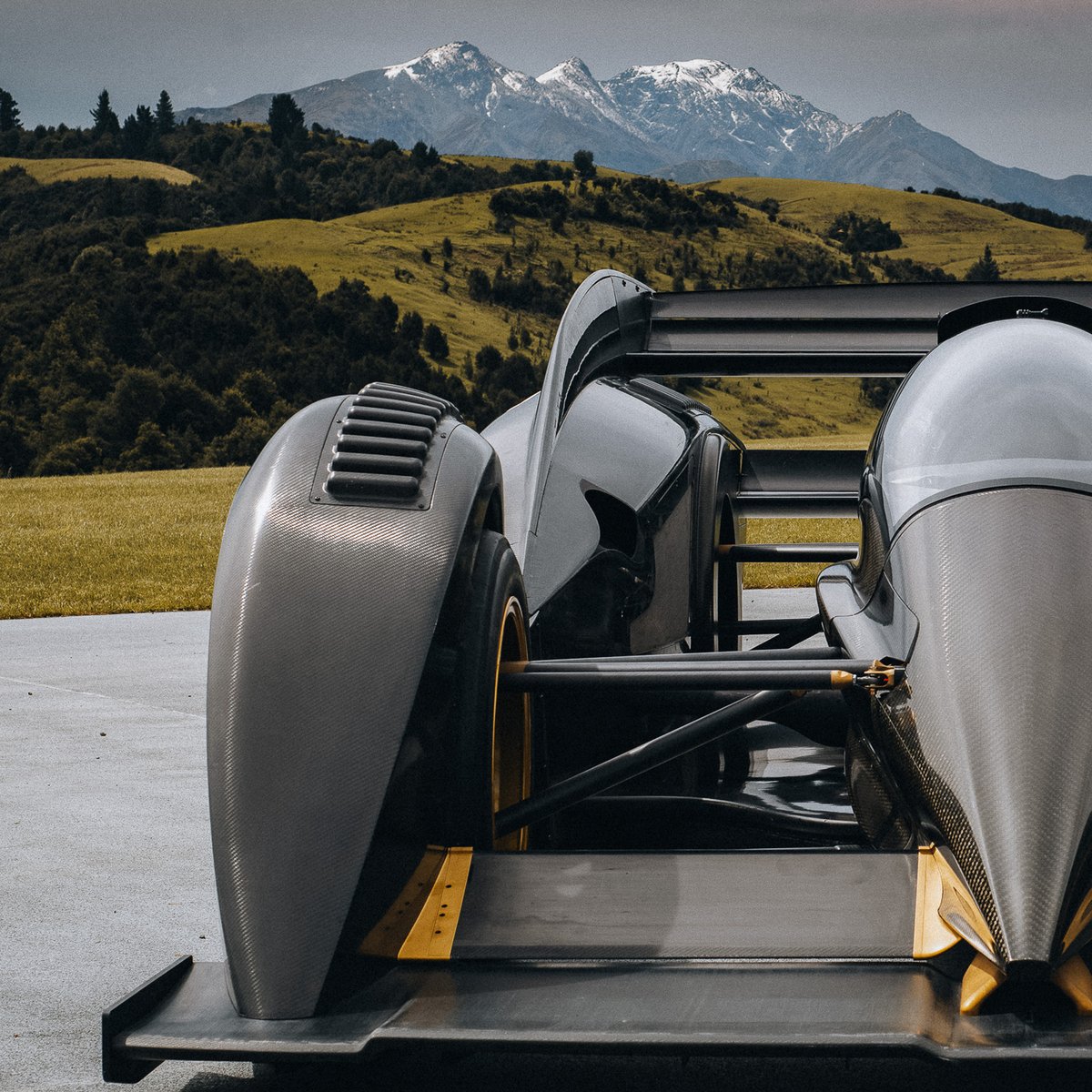Rodin Cars tweet media