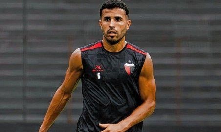 #Colón🔴⚫️
🗣️ Pier Barrios: “En un torneo tan largo, lo más importante es la victoria"
"Estar punteros no te garantiza nada: hay que trabajar con humildad hasta el final.”
"En las definiones, Dios dirá hasta donde nos dara"