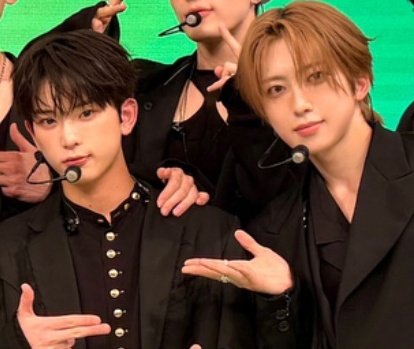 룽훔 아카이브 (@ruafuma) on Twitter photo 