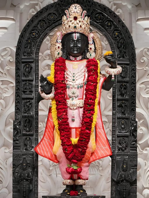 Zee24Kalak's tweet image. અયોધ્યાથી કરો શ્રી રામલલ્લાના અલૌકિક દર્શન...

#JaiShriRam #RamMandir #Ayodhya #RamLalla #ayodhyarammandir #rammandirayodhya #RamTemple