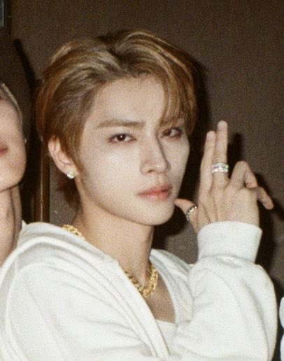 leelo ☆ tweet media