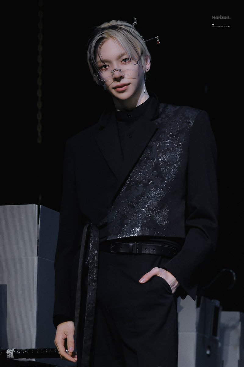 260411 muvve 팬싸

🖤

 #AMPERSANDONE #앰퍼샌드원
 #최지호 #지호 #JIHO 🦋