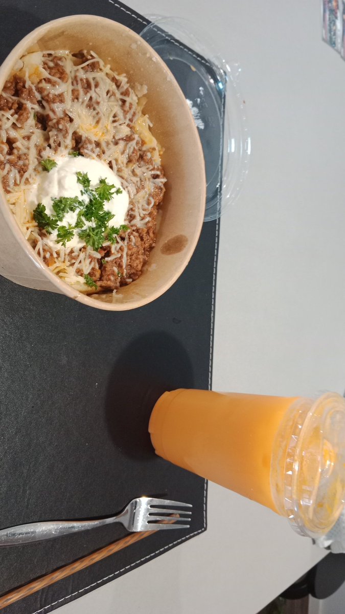 cinderellla666's tweet photo. My lunch today https://t.co/viy5K1lPTg