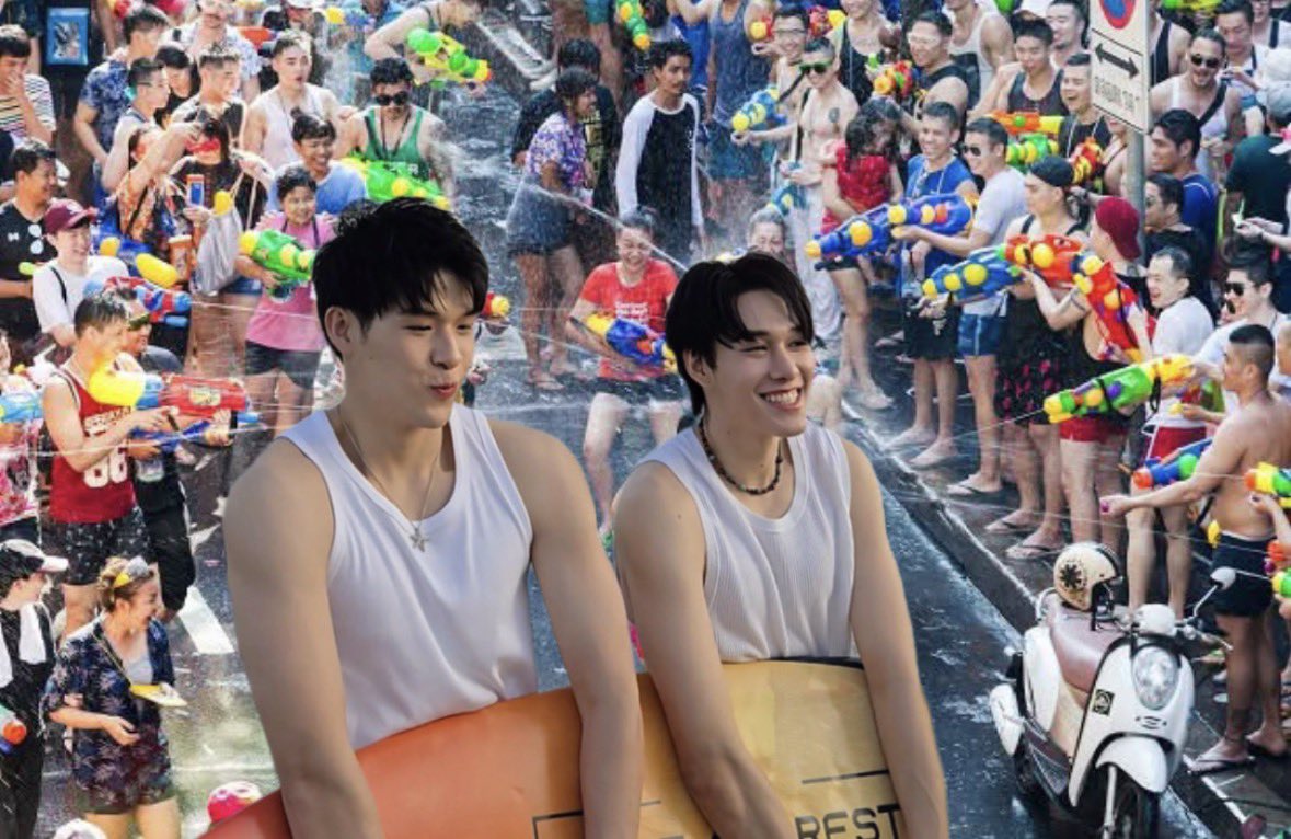 KyuniesBoyMikey's tweet image. inviting our wet-evading introverted puppy and kitten to songkran😆

#SplashWithLoveSkyNani
#สกายนานิ #skynani