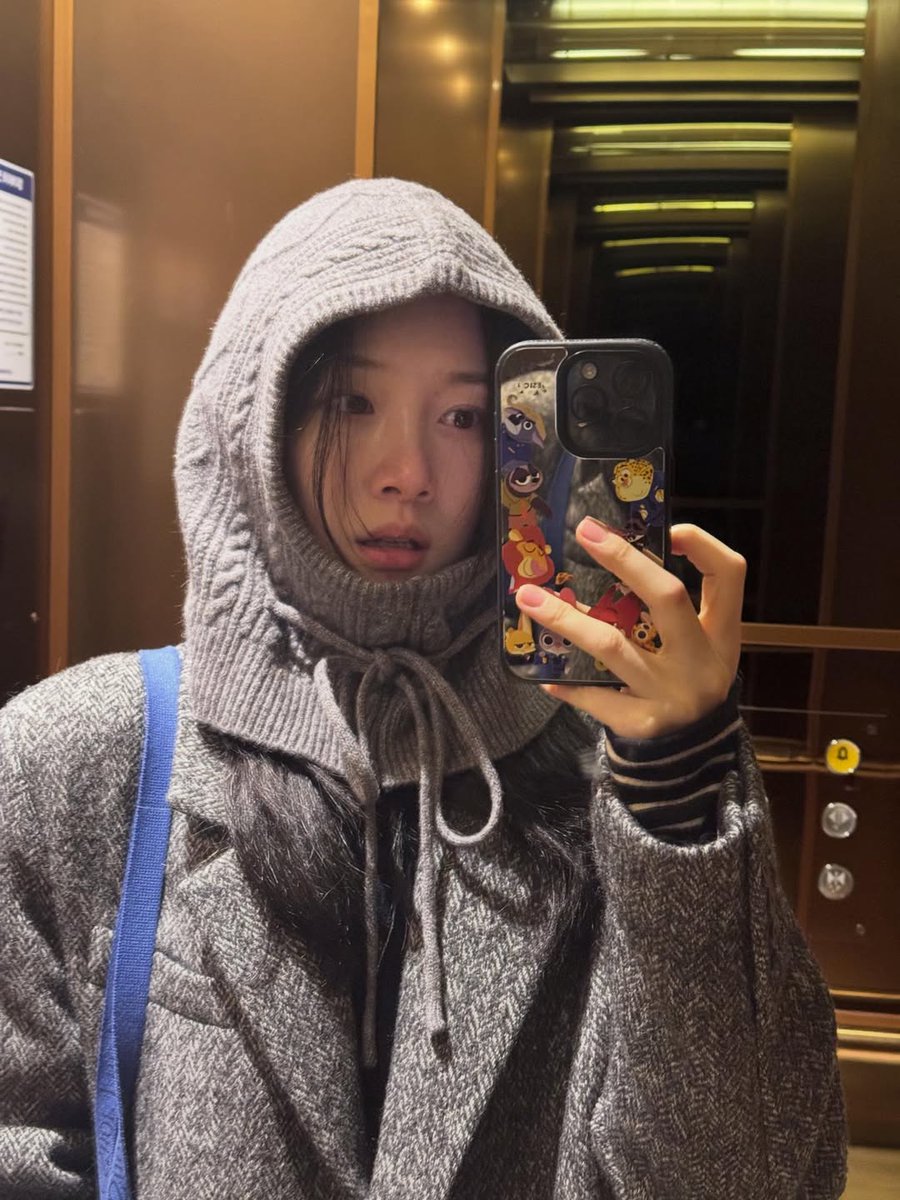 Chaeyeon. tweet media