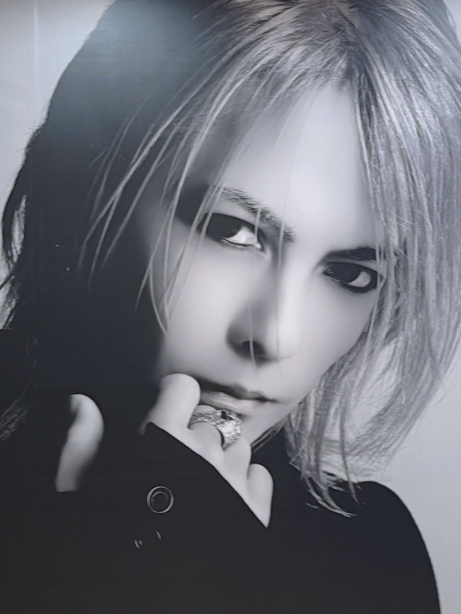emirin_666_hyde's tweet image. HYDEさんいた😍
ビジュアルが爆イケ過ぎて永遠に見ていたい💕目の前に立つとずっと目が合う笑
表参道という場所にもぴったり♡
#HYDE
#KYOGOKU
