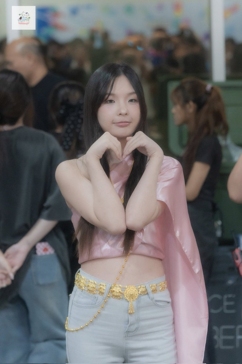 Tŧ🐇🌕💕 tweet media