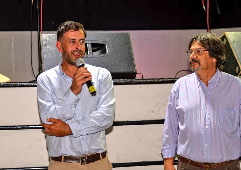 Director de Deportes <a href="/FacuBraccoo/">Facundo Bracco</a> presente en la entrega de premios de la 72ª. Edición del Raid 33 Orientales organizado por el Club Deportivo y Social Sarandí.