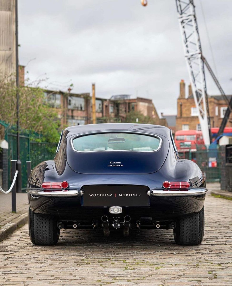 Retromania4ever's tweet image. 🇬🇧 #Jaguar E-Type Sport GT widebody 4.7