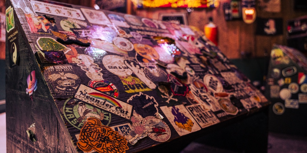 Hog Wallow Pub tweet media