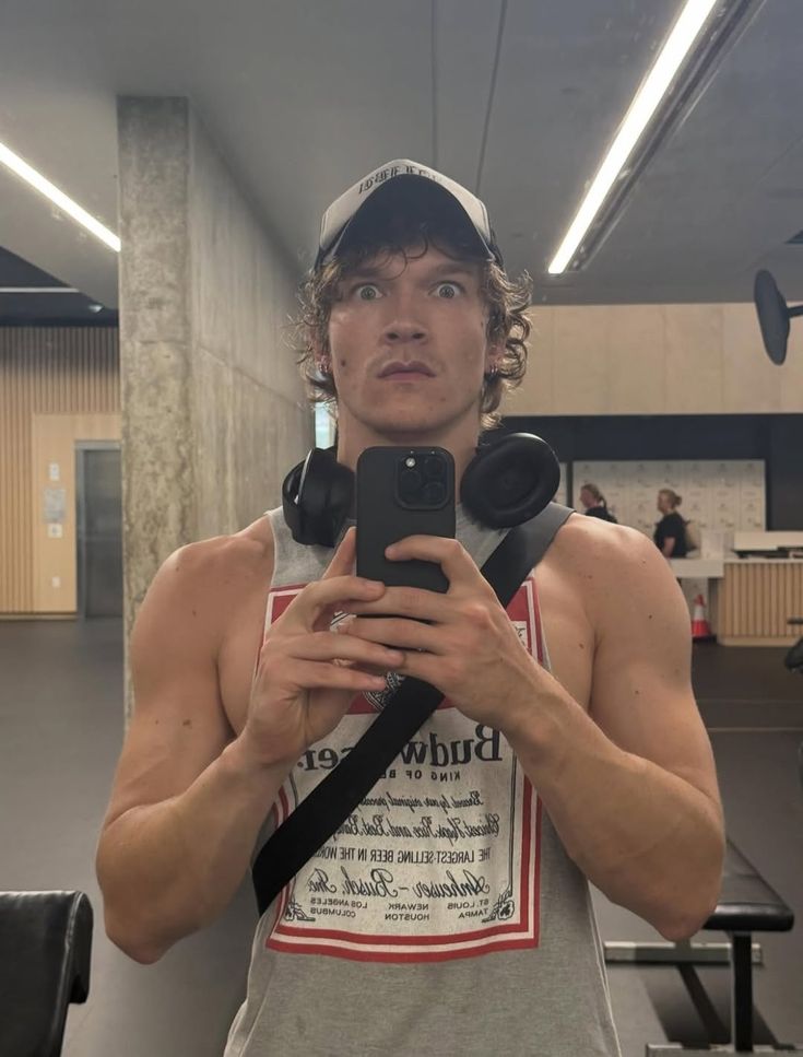 connor akgae tweet media