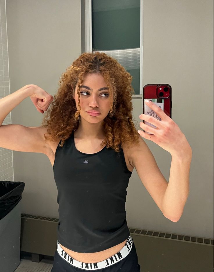 connor akgae tweet media