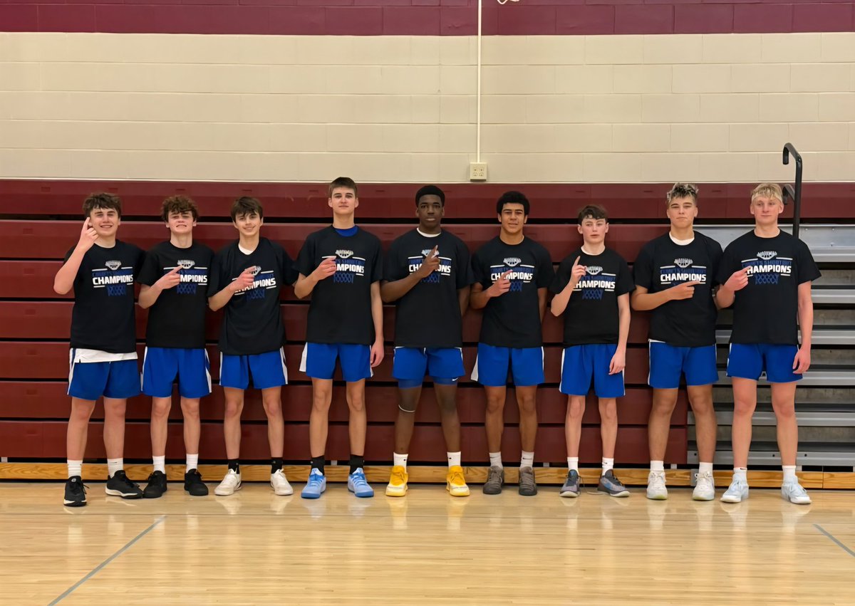 MNLightningAAU's tweet photo. 16u-Snider Comets Shootout Champs 🏆 https://t.co/k73Iprhkis