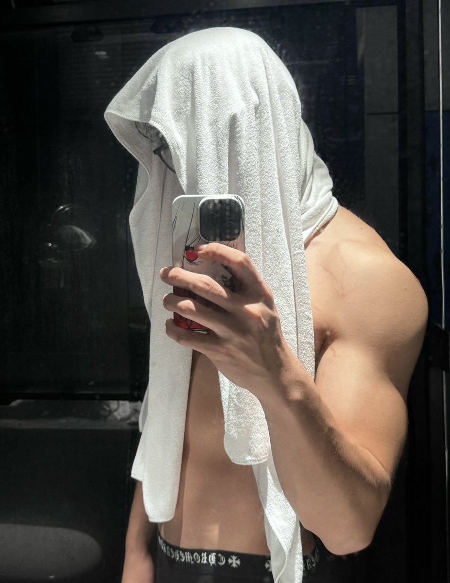 Lil Toast tweet media