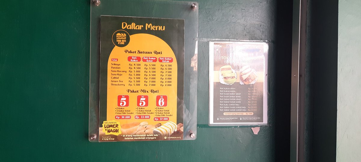 AlatinoAkbar's tweet photo. Roti srikaya khas pontianak
Jangan lupa like &amp; subscribe iya

https://t.co/RnYRIewPWF

#rotisrikaya
#rotipandan
#rotikukus
#rotibakar
#roti https://t.co/su8xBnYVPy