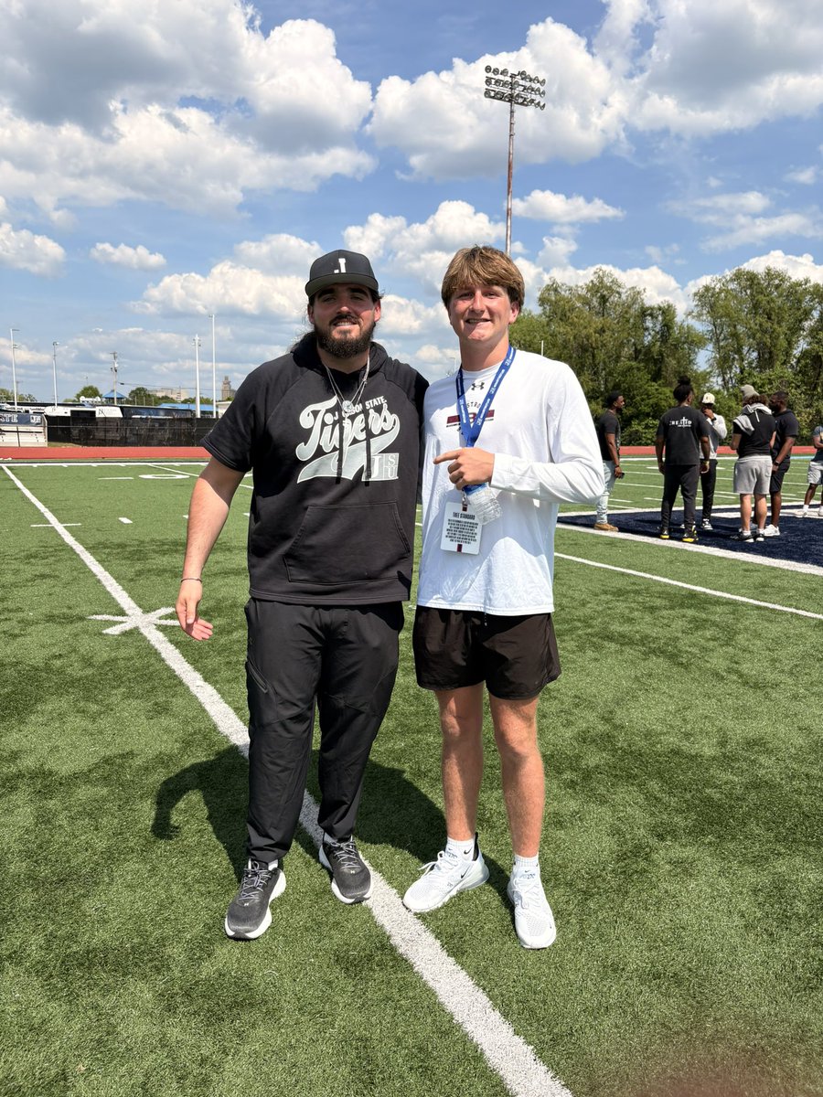 Zachary Wilkinson (WR) tweet media