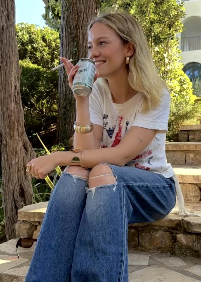 SmokeSwirl tweet media