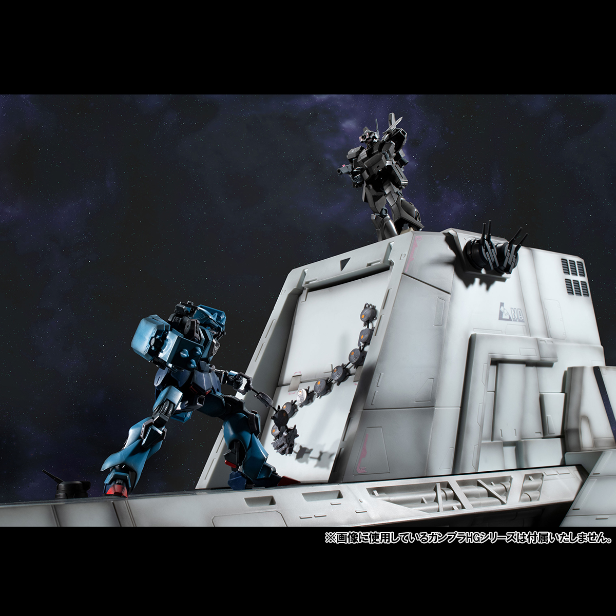 mega_hobby's tweet image. 【#機動戦士ガンダムＵＣ】

ガンプラ１/144HGシリーズをディスプレイして
楽しめるRealistic Model Seriesより、
ネェル・アーガマ カタパルトデッキが
UC版として再登場！

圧倒的サイズ感はもちろん、
プレイバリューを高める
彩色済みミニフィギュアが7体付属！

p-bandai.jp/item/item-1000…
#gundam