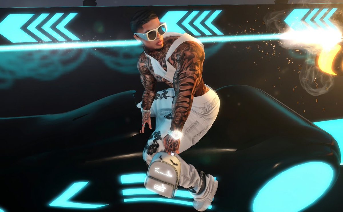 MVRRZ.MUGLER tweet media