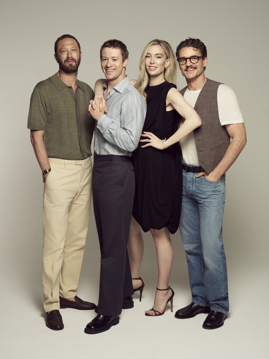 🔴 New photo of Joseph Quinn, Pedro Pascal, Vanessa Kirby and Ebon Moss-Bachrach photographed by John Russo