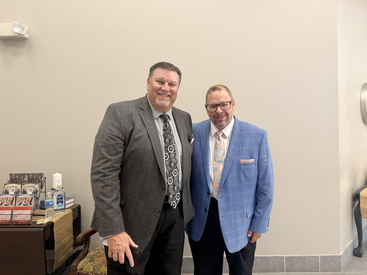 Well it’s been a long journey, but I have been blessed!” 

What a great song, and what a GREAT service tonight with Bro. Ricky Atkinson at Southside Baptist Church Waycross! So blessed! 

You can view the complete service here: youtube.com/live/9meHk2ky3…