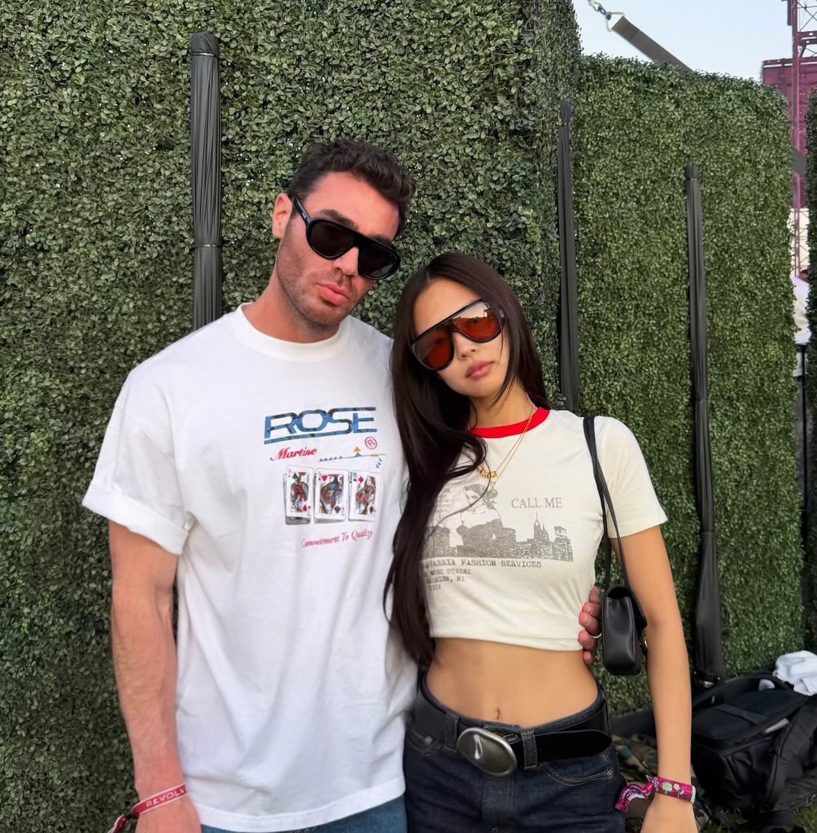 DC 제니 갤러리 tweet media