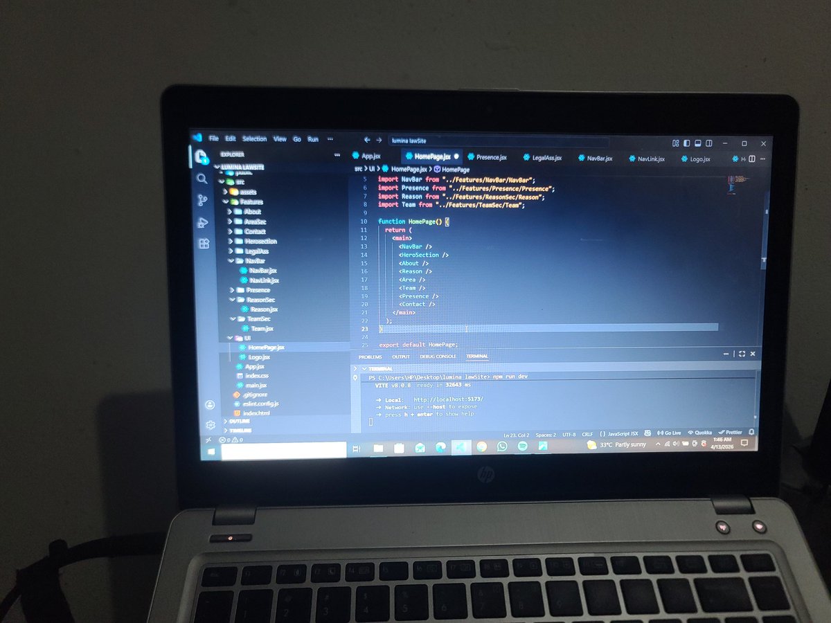 Mariam | Codey_sis tweet media