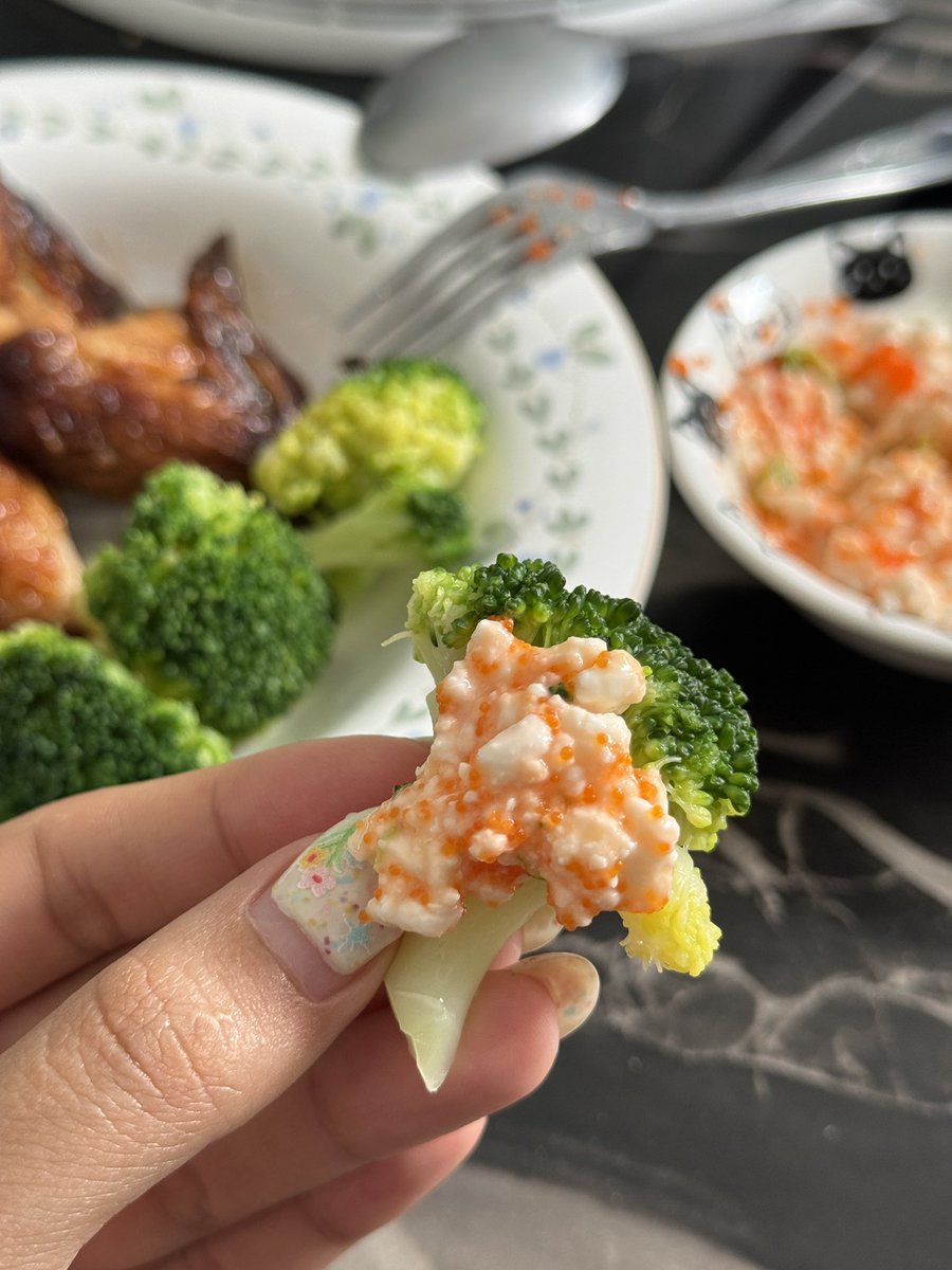 แมวส้มร้อนจะบ้าแต่ยังไม่บ้าദ്ദി（• ˕ •マ tweet media