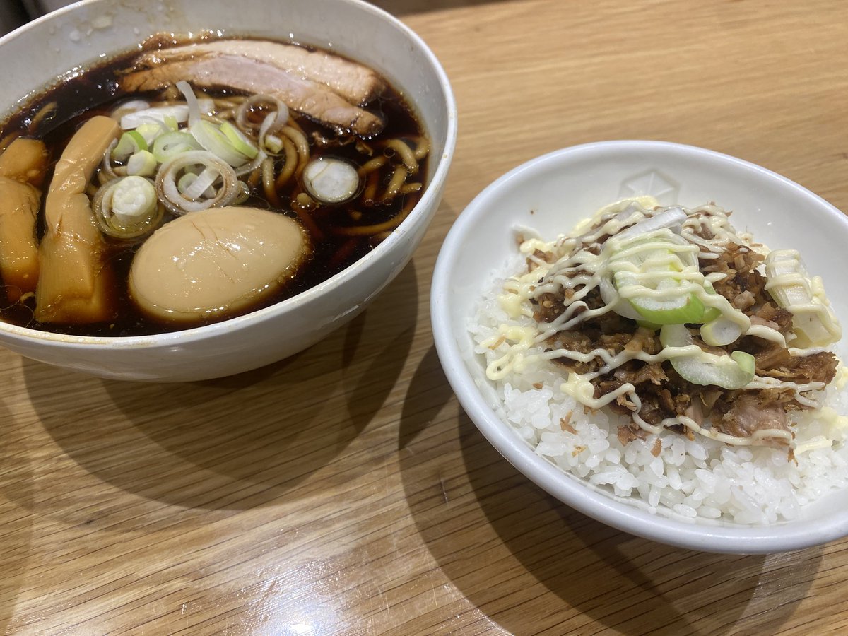 GamerSociety514's tweet photo. ラーメン、うまし！ https://t.co/cFvfwfvhHE