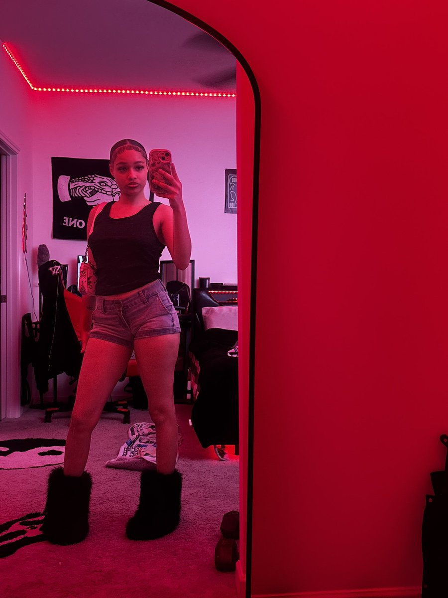 Trin Trin tweet media