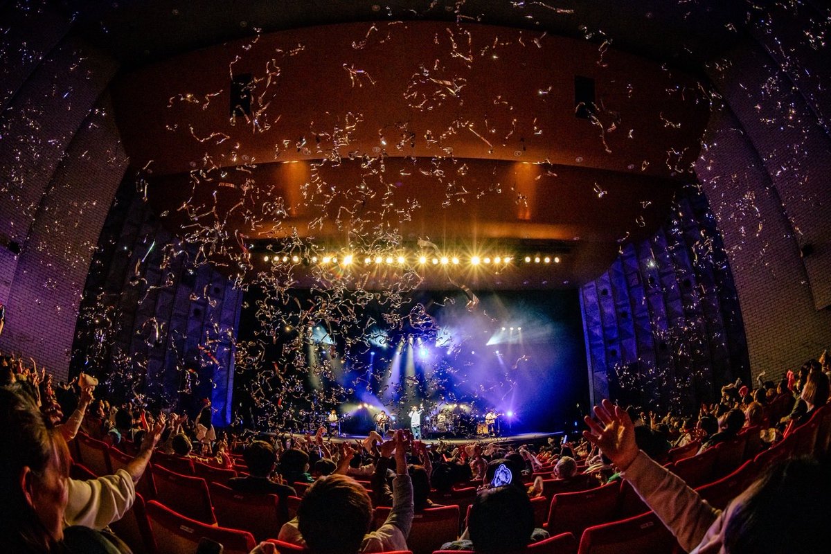 益子里菜 tweet media